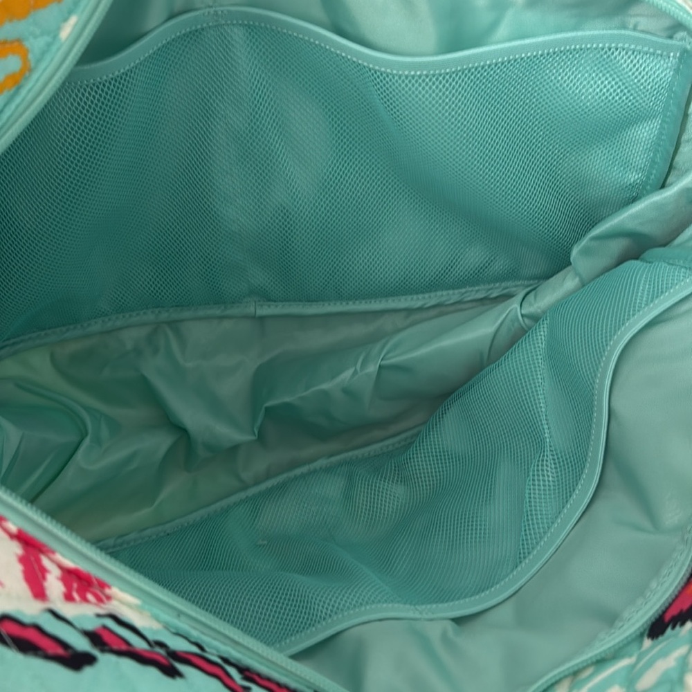 Vera Bradley Travel Duffel Bag NEW - Picture 5 of 5